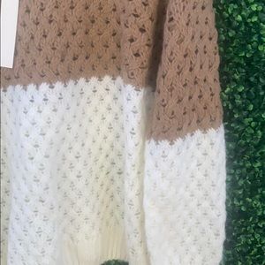 Mustard Seed Sweaters - Two-tone sweater Mustard Seed Sweaters - Two-tone sweater